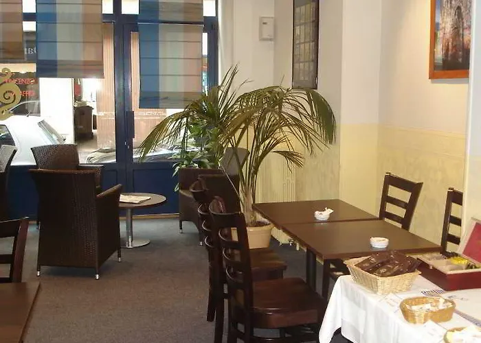 The Originals City, Notre Dame, 鲁昂