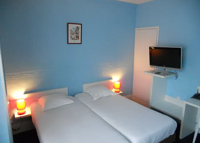 Hotel The Originals City, Notre Dame,