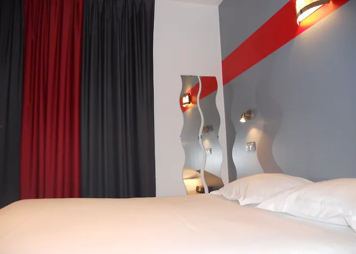 Hotel The Originals City, Notre Dame, 3*